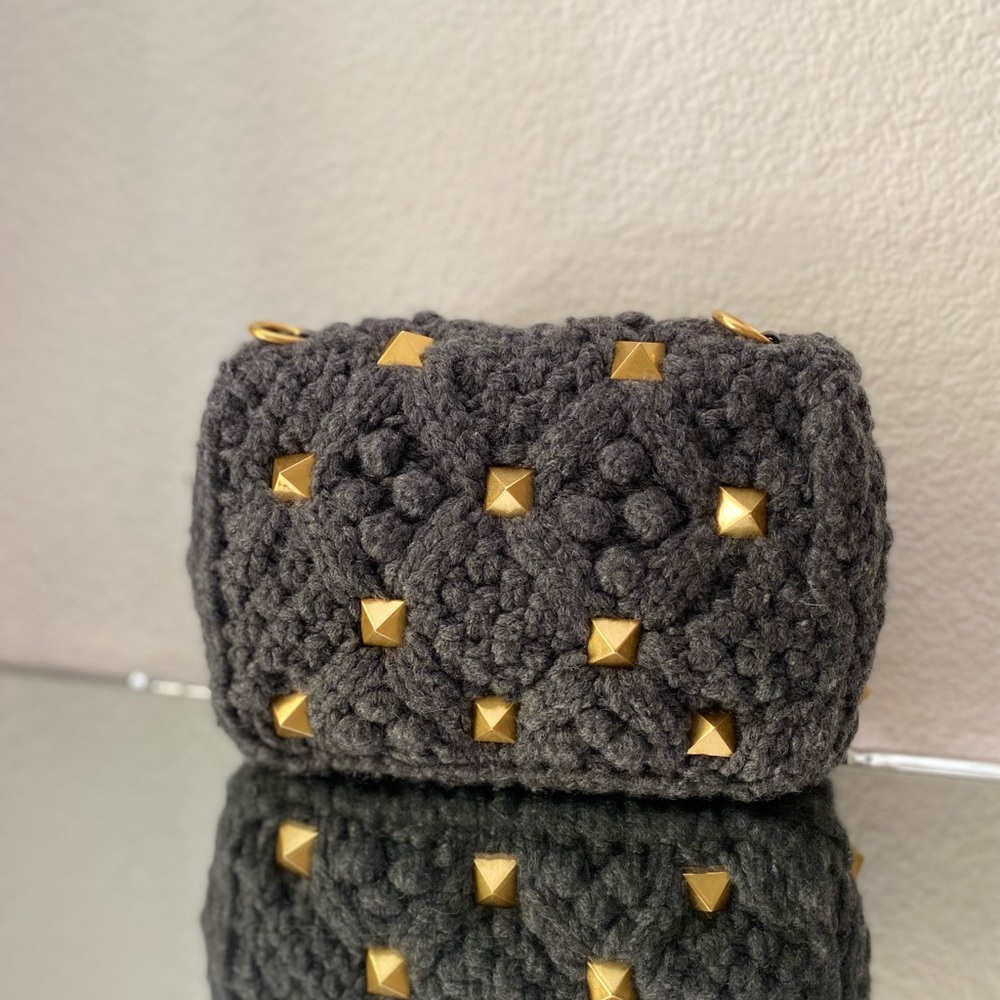 VALENTINO GARAVANI Medium Roman Stud Cashmere Shoulder Bag $3,150 - Picture 4 of 8